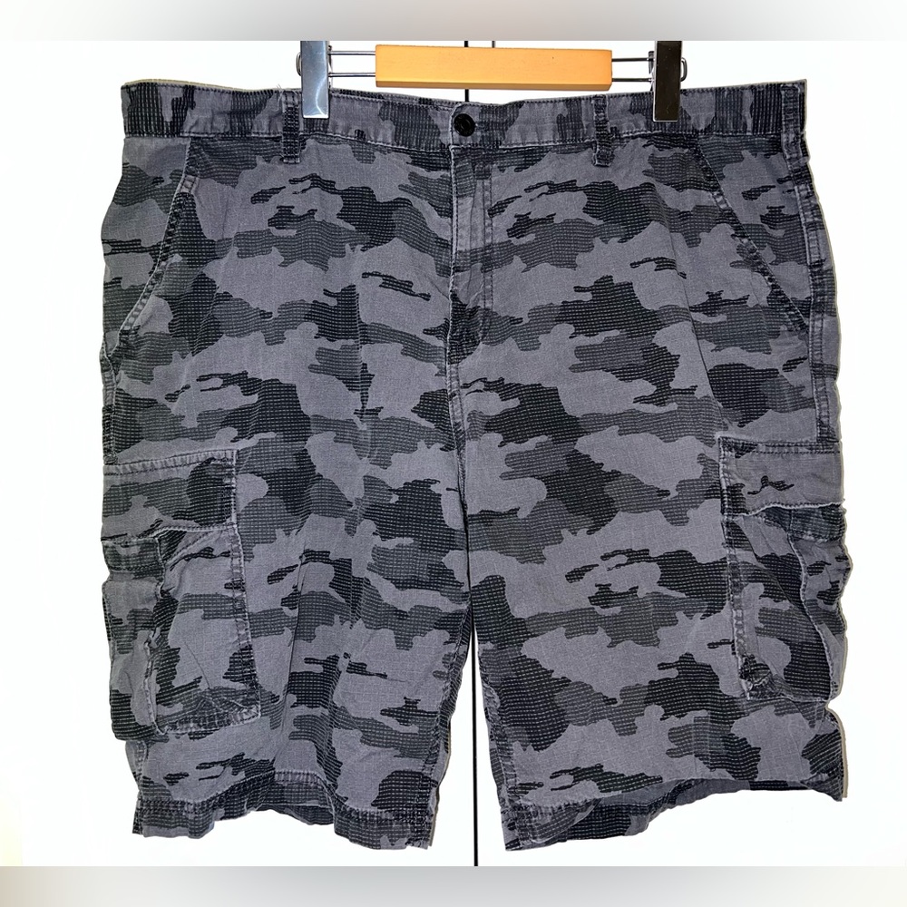 Calvin Klein Jeans Cargo Camo Shorts